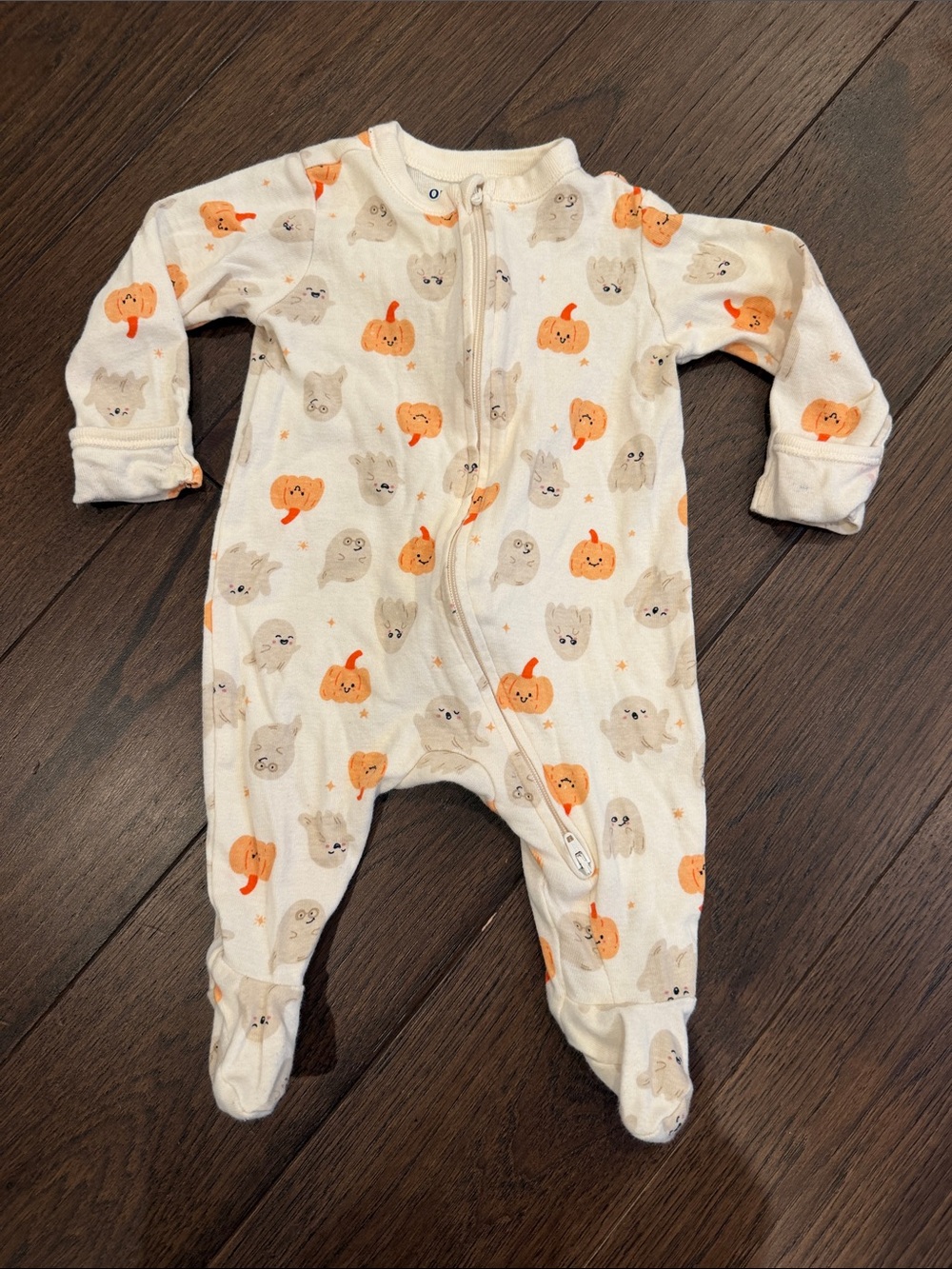 Old Navy Pumpkin Print Zipper One-Piece Size 0-3 Months - C39-144